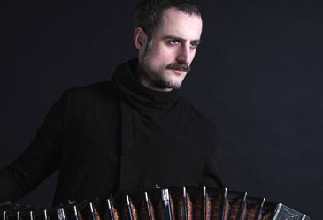 Omar Massa Komposition