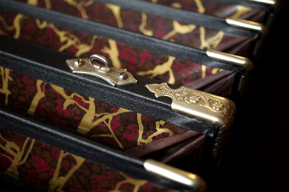 Gustav Marmor-Papier an einem neuen Balg