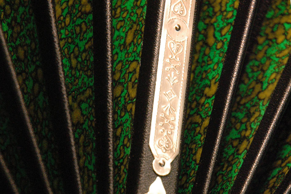 Neuer Balg mit grünem Papier