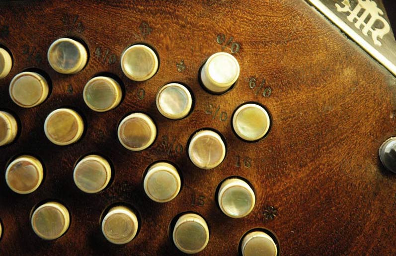 Knöpfe eines ELA Bandoneon