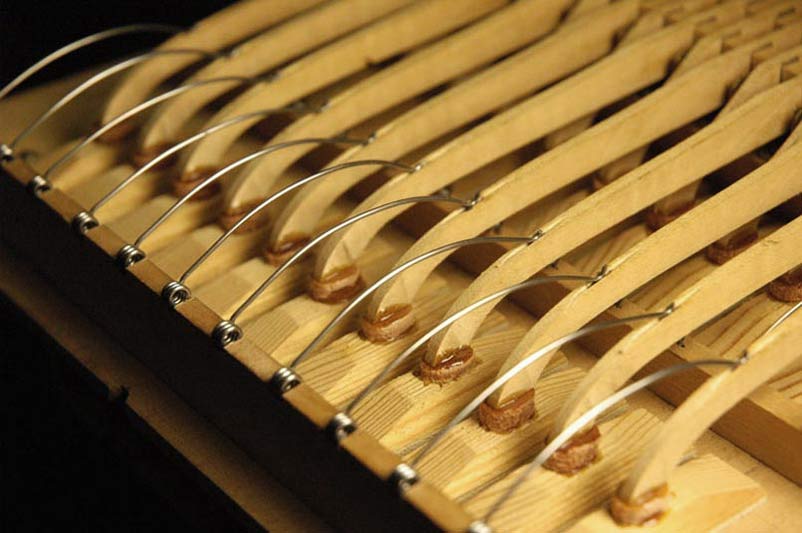 Mechanik mit neuen Federn eines AA Bandoneons