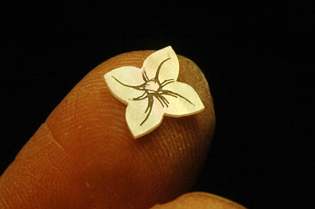 Perlmuttdekor neu angefertigt